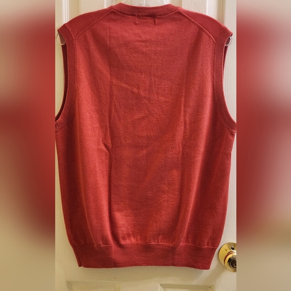 Brooks Brothers V-Neck Vest in Heathered Rose 100 % Supima Cotton SIZE Medium - Picture 2 of 6